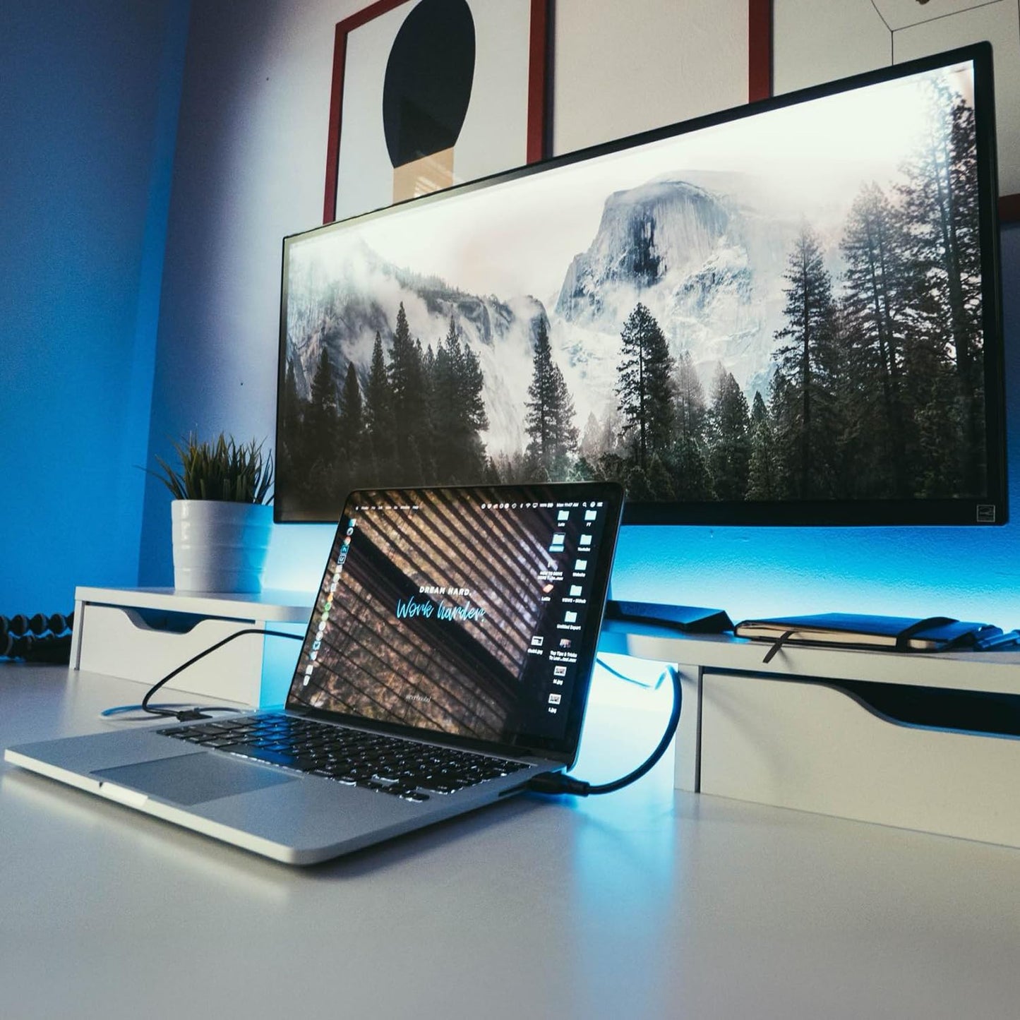 كابل HDMI | HDMI عالي السرعة | ذكر إلى ذكر بطول ١.٥ متر | مصمم للشاشات، والتلفزيون، وأجهزة الألعاب، وأجهزة الكمبيوتر، وأجهزة الكمبيوتر المحمولة، وأجهزة العرض